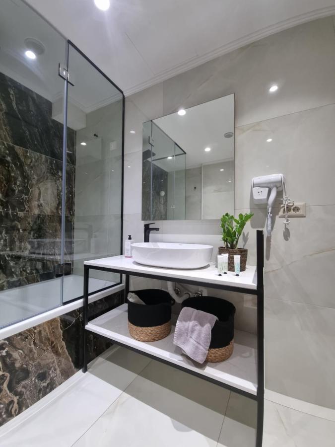 Fiorzakynthos City Apartments ภายนอก รูปภาพ